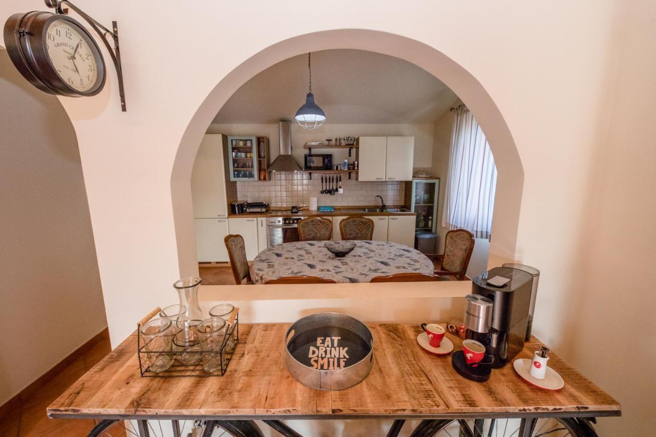 Nikolina Rab Apartments Раб Экстерьер фото