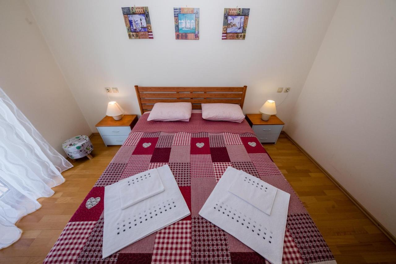 Nikolina Rab Apartments Раб Экстерьер фото